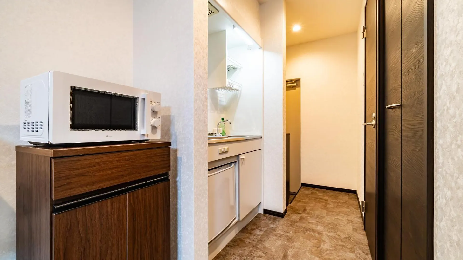84-2, Shiomi 102, Entire Room For Rent Tokyo 0*,